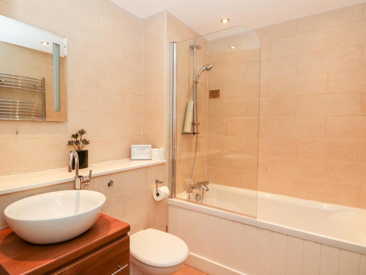 Waterfall Apartment Inverness Extérieur photo